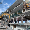 Alquiler de excavadora, demolición.